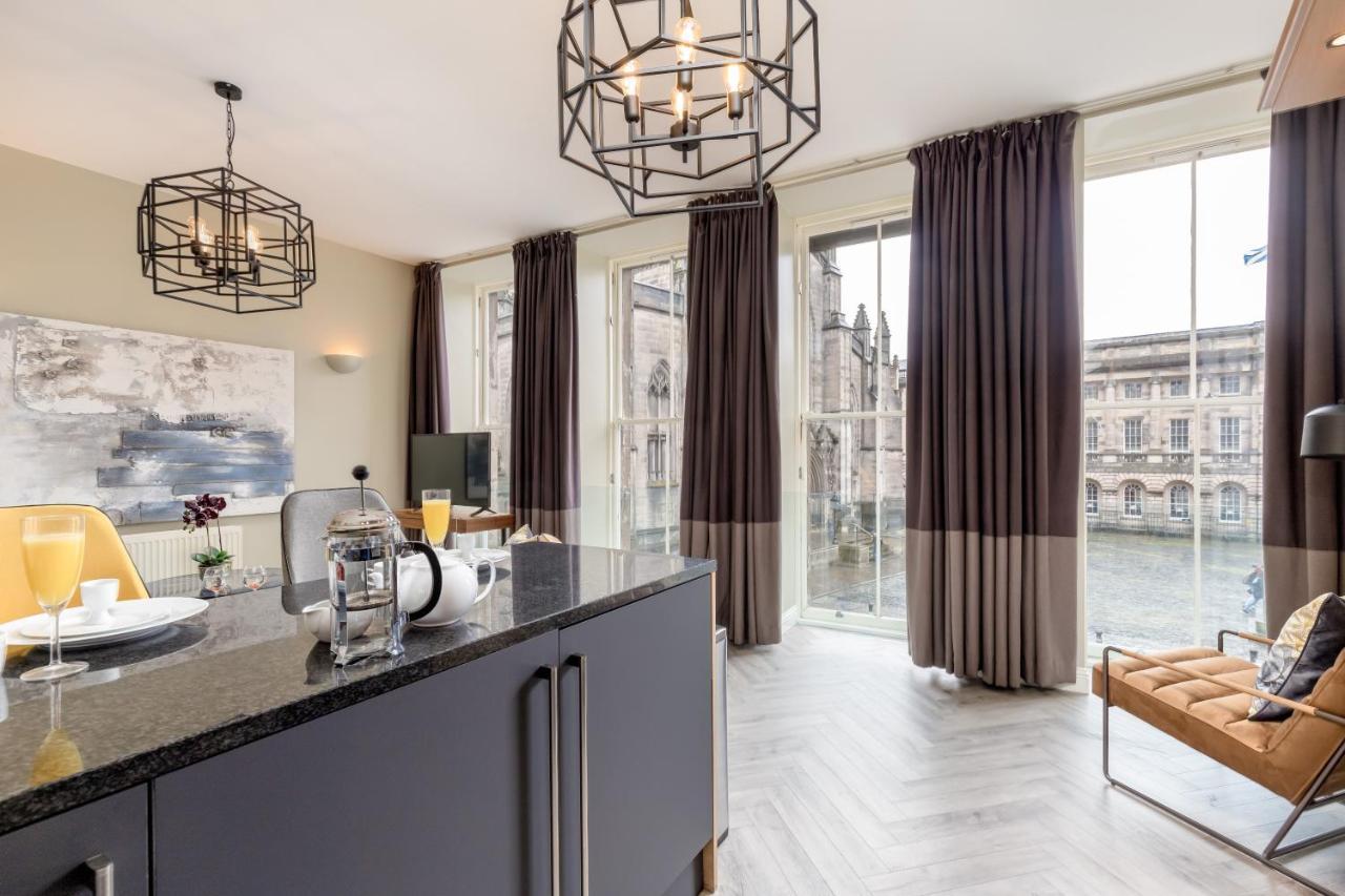 Royal Mile Apartments By Joivy Edinburgh Luaran gambar