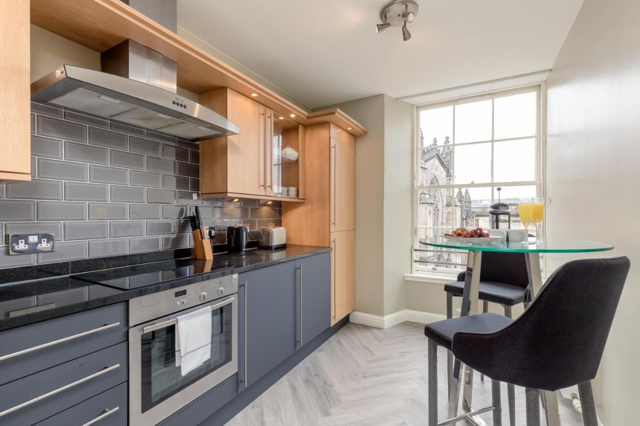 Royal Mile Apartments By Joivy Edinburgh Luaran gambar