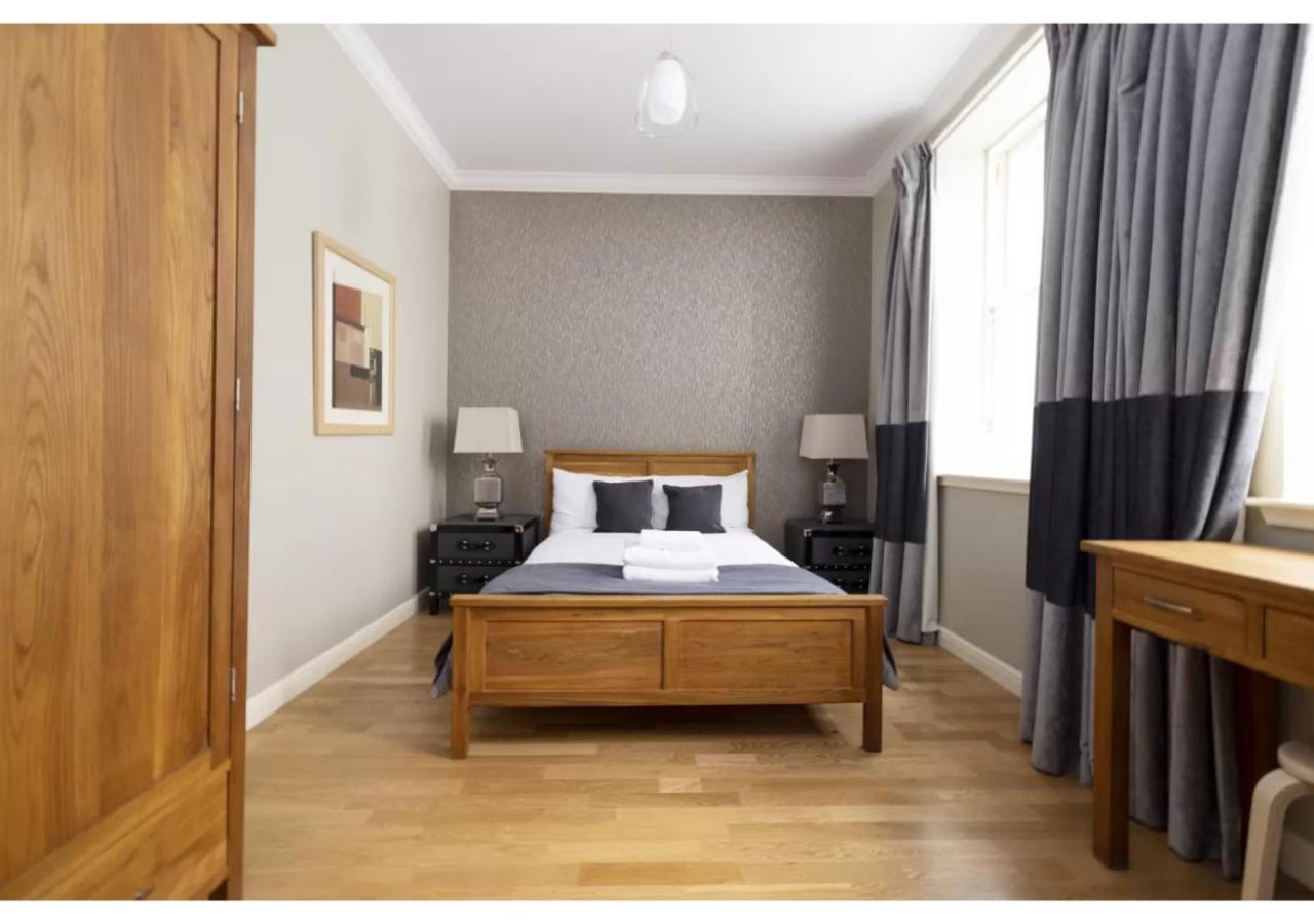 Royal Mile Apartments By Joivy Edinburgh Luaran gambar