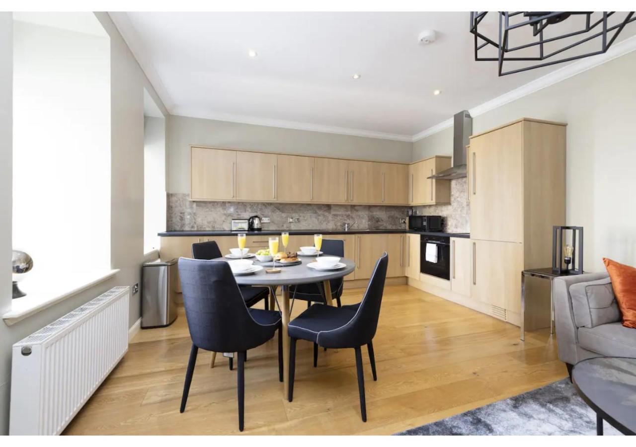 Royal Mile Apartments By Joivy Edinburgh Luaran gambar